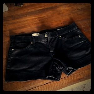 Gap Black Classic Shirts 4" inseam size 6